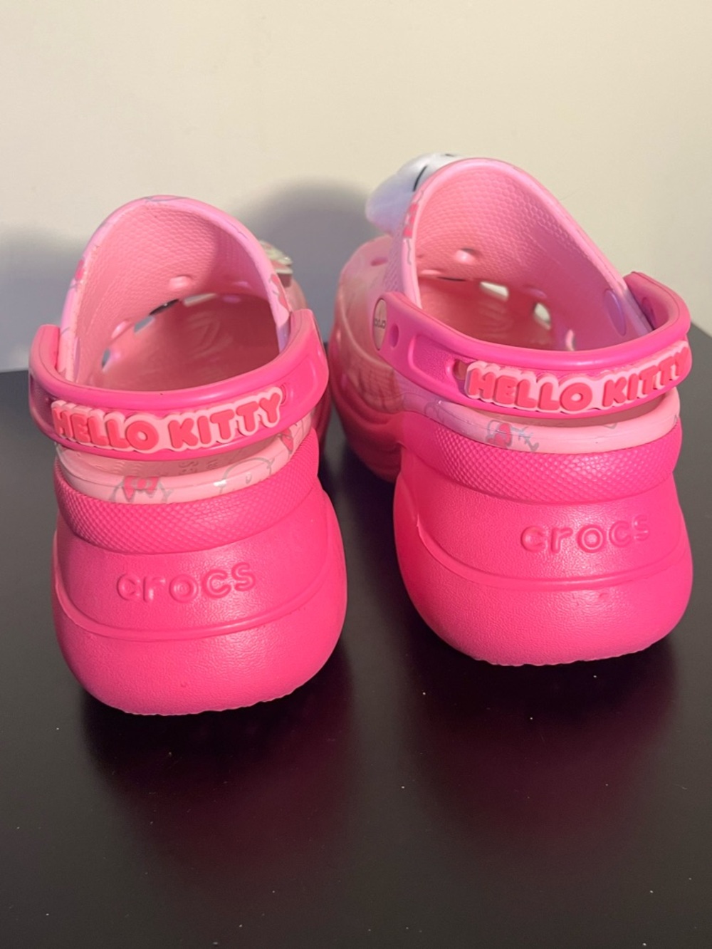 CROCS y2k Platform Sanrio Bae Hello Kitty Limited Edition Women’s Size 4 Pink - Picture 5 of 9